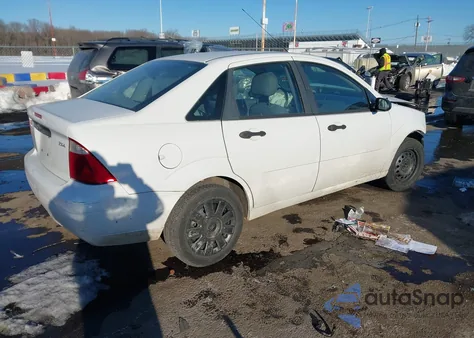 2005 Ford Focus Zx4 from USA, damaged, VIN 1FAFP34N95W209020